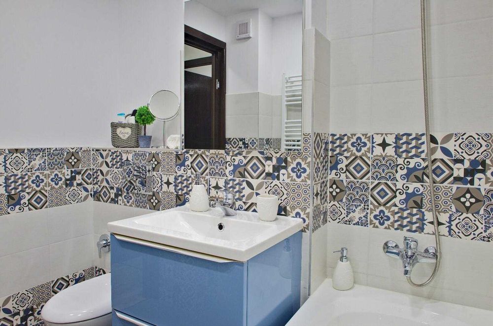 Particular inchiriez 2 camere in proximitate Mall AFI