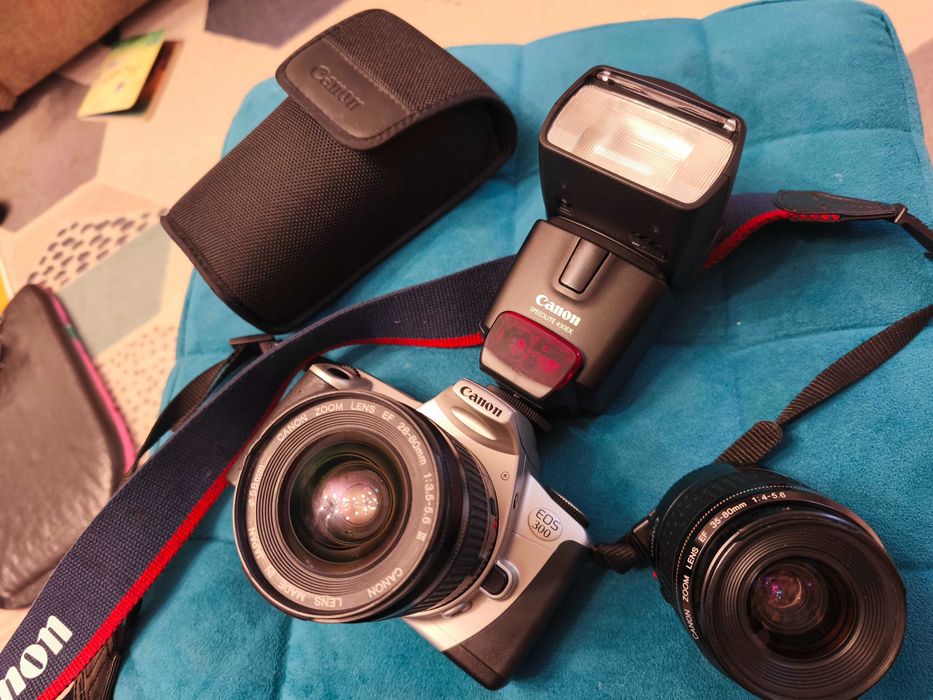 Canon  film EOS 300D Canon 28-80mm 35-80mm   Blitz Canon  430EX