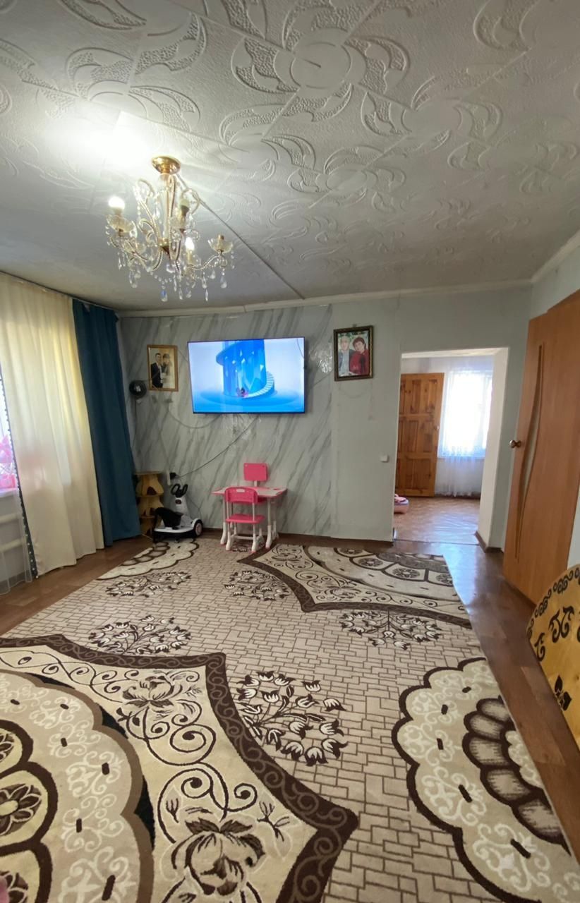 Продам 3 комнутную дом