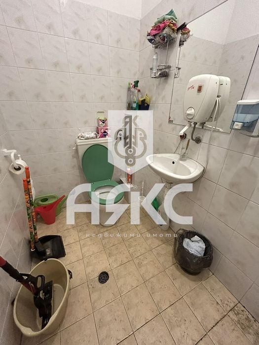 Офис под наем в кв. Павлово