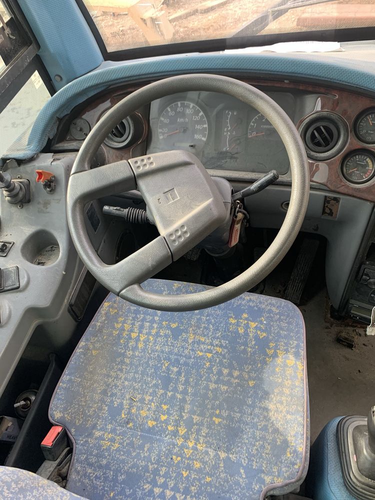 Vand Autobuz Isuzu