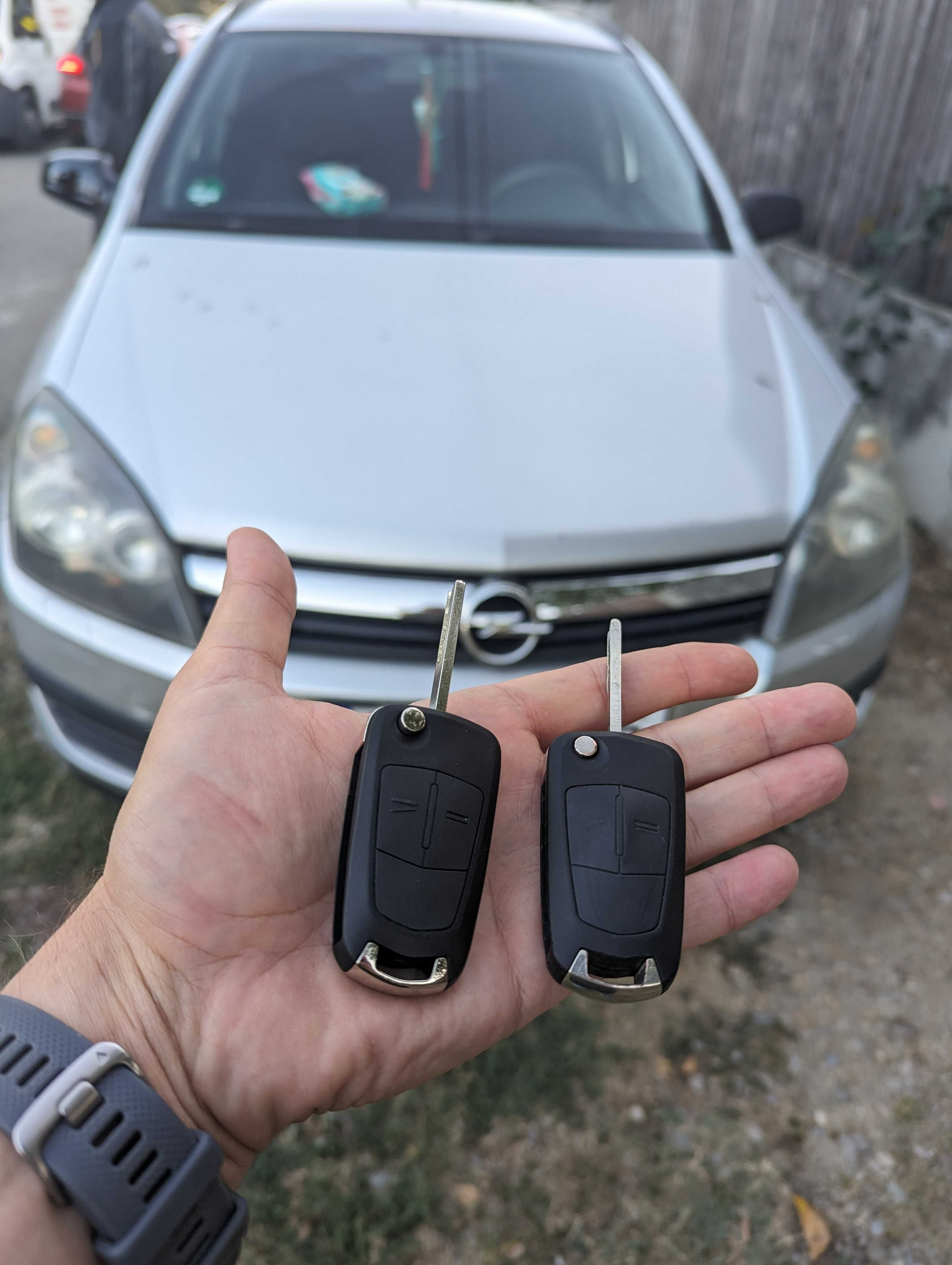 Deblocari auto Pierdut cheie masina Duplicare chei auto Lexus Toyota
