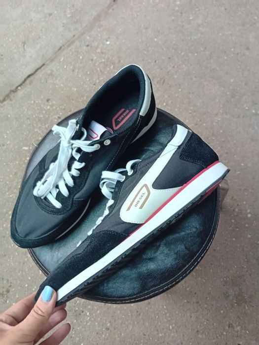 Adidasi barbat marime 43