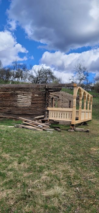 Casa veche  din stejar vechi recuperat