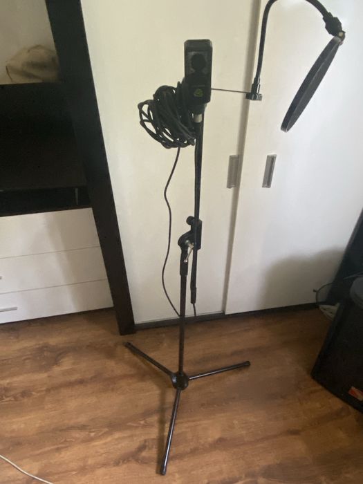 Microfon Lewitt 240 Pro