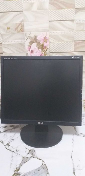 Продам новый монитор, LG, цена  7000т