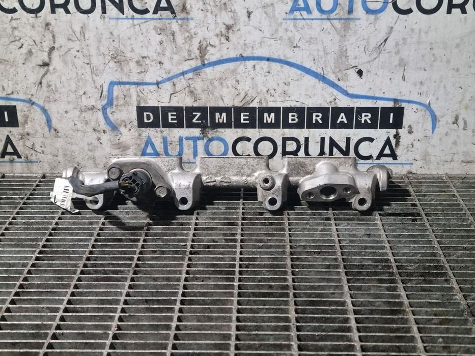 Rampa injectoare Mitsubishi Shogun Pajero Pinin 2.0 GDI 1999 - 2006 131CP 4G94 Euro3 ...