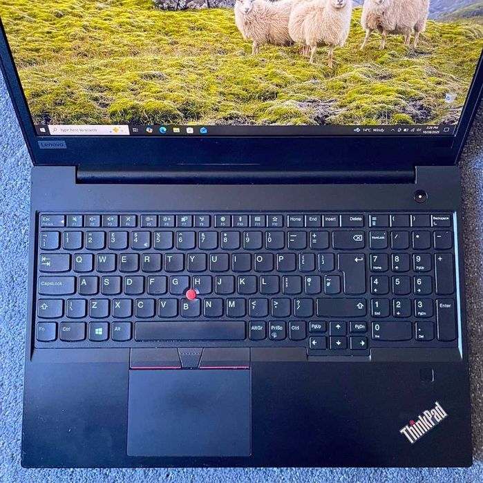 Intel i5-8250u, 16GB RAM, 15.6''FHD Lenovo ThinkPad E580, 256GB NVMe