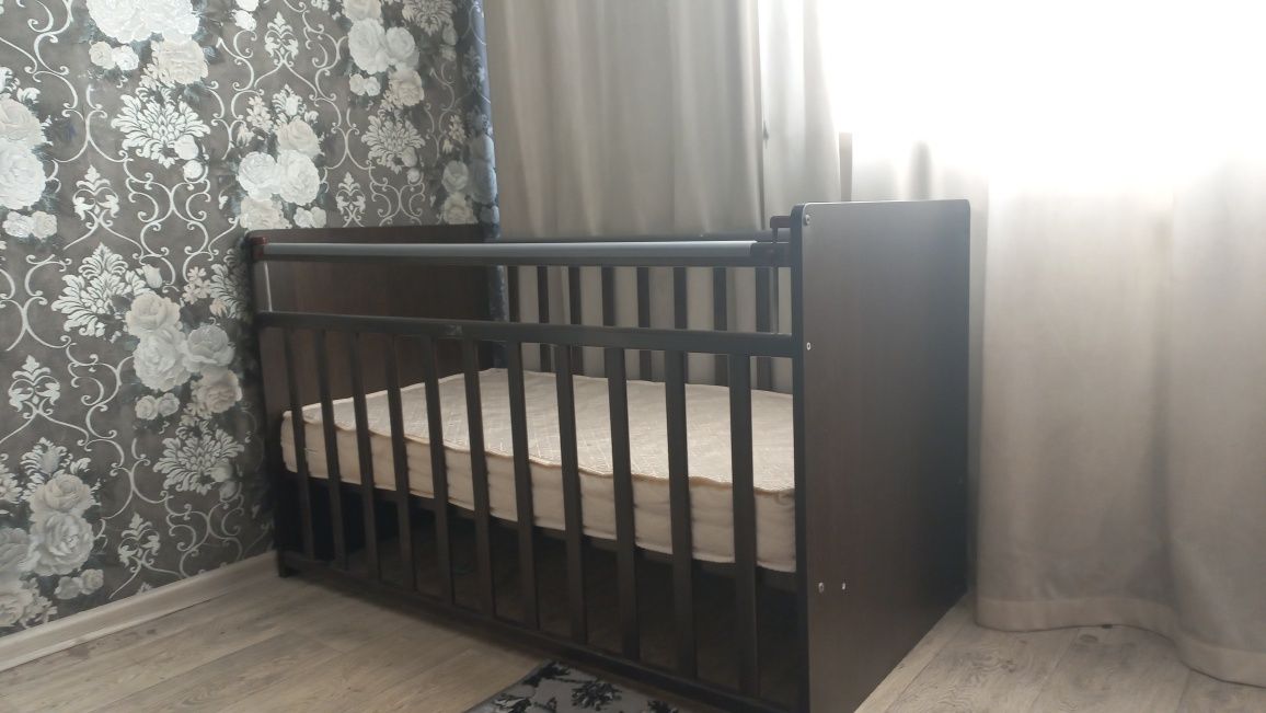 Детский манеж с камотом