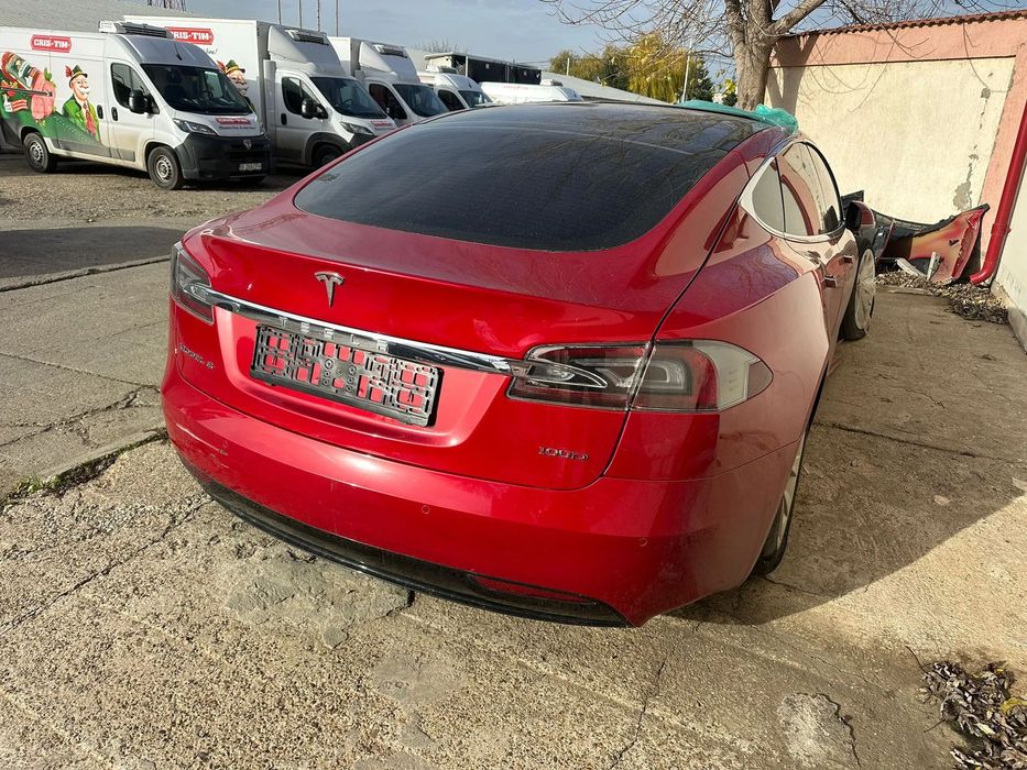 Tesla Model S Unic proprietar