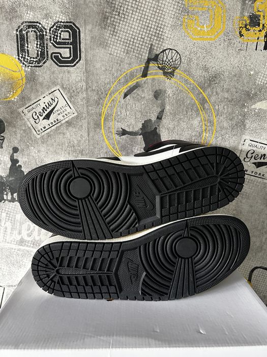 Jordan 1 mid black/gym red| 44,5