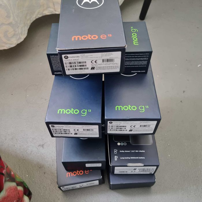 Motorola G13 noi la cutie cu bon