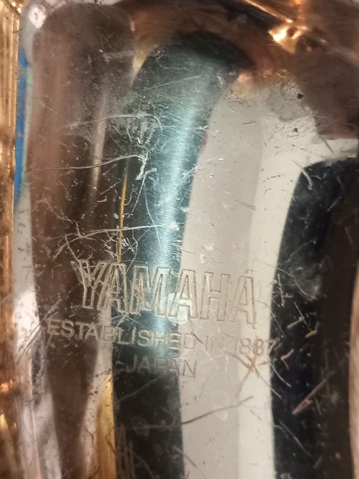 Saxofon yamaha 275