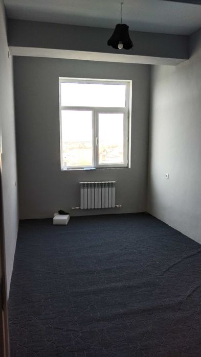 Choshtepa metro oldida 1 xona sotilad