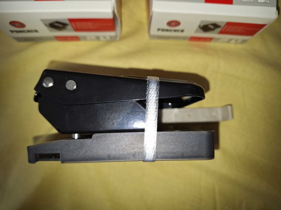 Perforator din metal BAU – DL 0520 corp metalic, maxim 50 coli