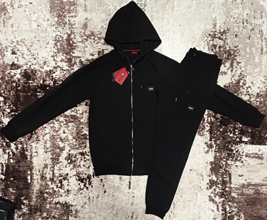 Vând compleu nou de bărbați Hugo