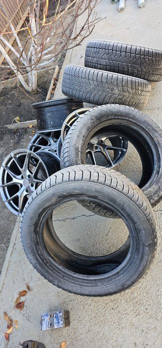 Шины и диски сатылады.