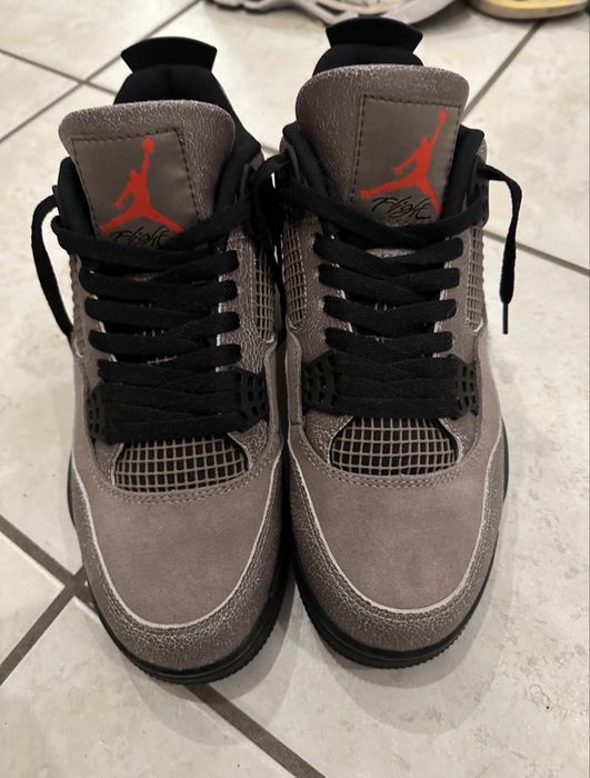 Jordan 4.