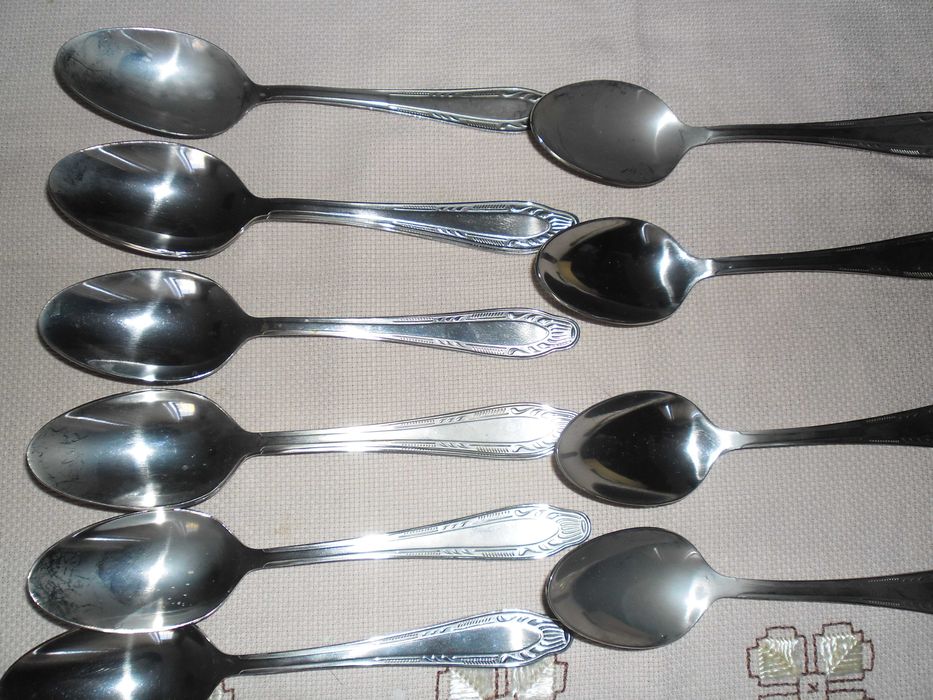 комплекти руски и български лъжици от соца