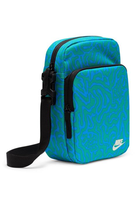 Мъжки тениски(L) и аксесоари