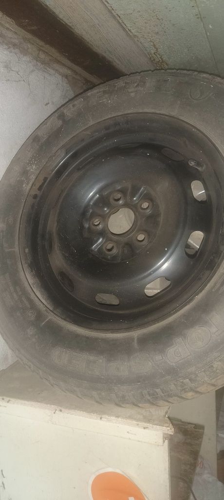 Диск с покрышкой r14