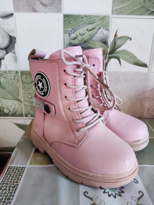 Зимние сапожки на девочку