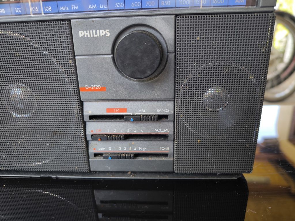 Radio Philips D-2120
