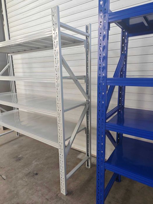 Метален стелаж с 4 рафта