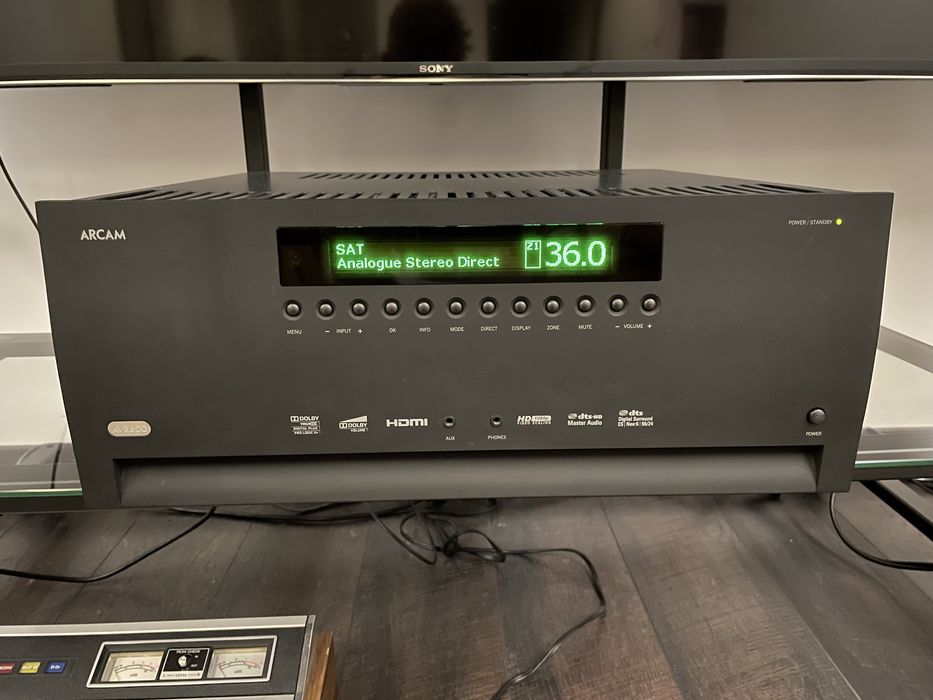 Arcam Avr 600 campionul absolut, Yamaha DSP Z9