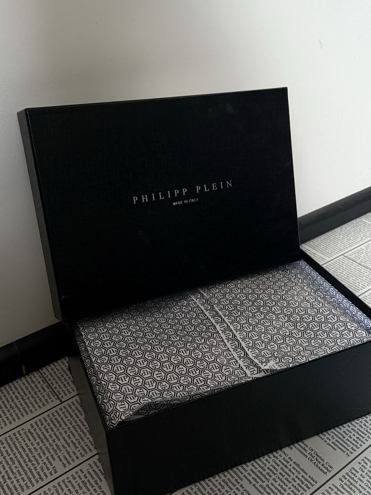 Обувки на Philipp Plein 39 с кутия и хартия