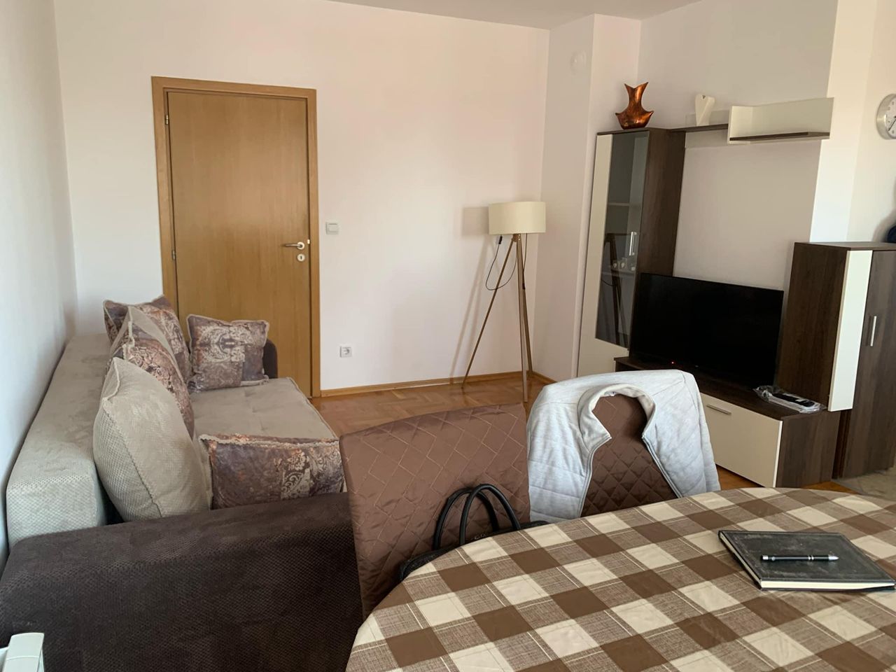 Дава се под наем Тристаен апартамент в София, Редута - 100 кв.м за 650 € - Снимка #8