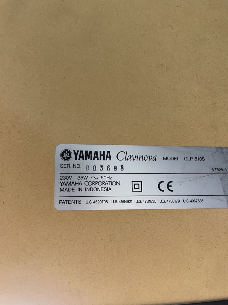 Orgă electrică YAMAHA Clavinova