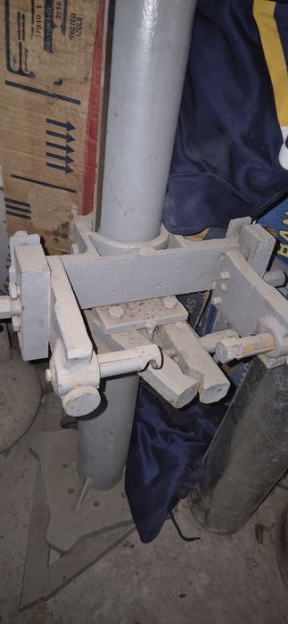 Стяжка для пружин