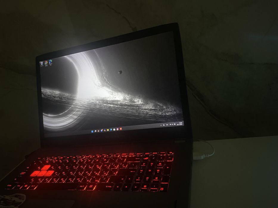 ASUS Rog Strix Gl 702 VMK