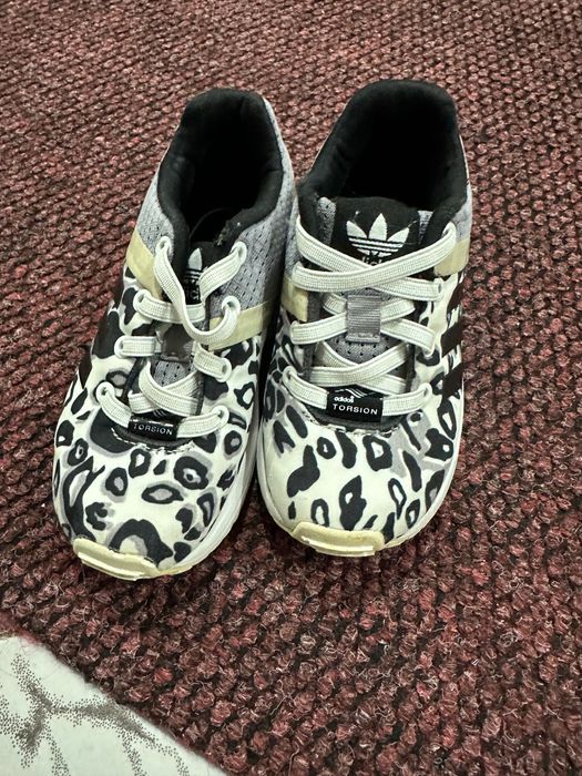 Adidas torsion nr25