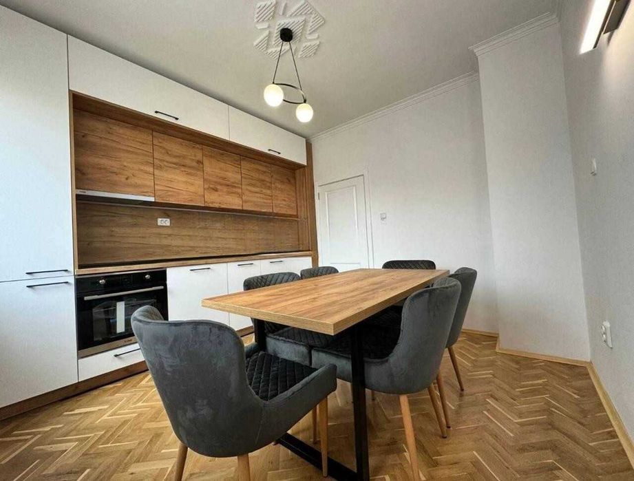 Продава се Тристаен апартамент в Пловдив, Южен - 86 кв.м за 1687 €/кв.м - Снимка #1