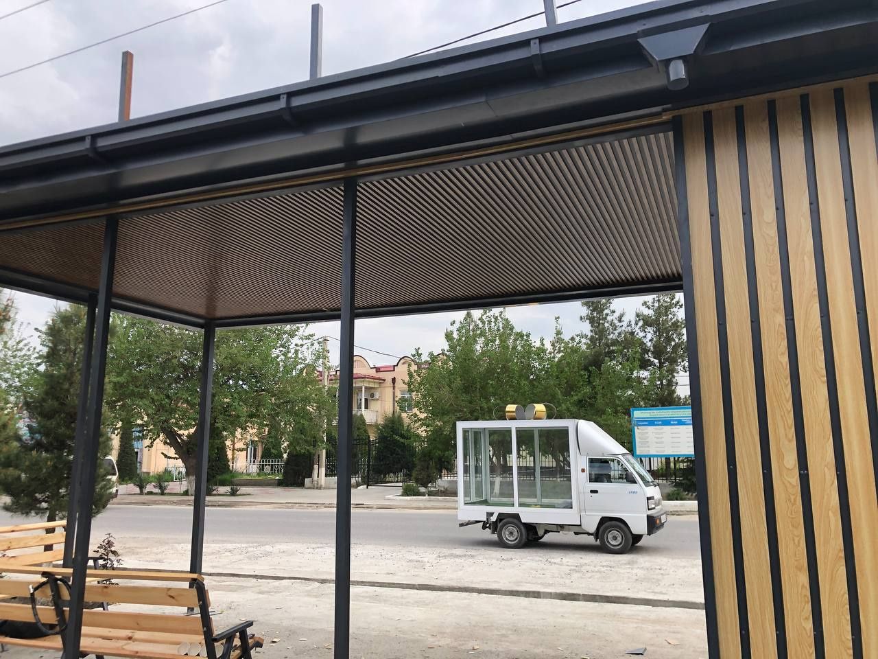 Astanofka va yahna ichimliklar va savdo dukoni sotiladi hamma hujatlar