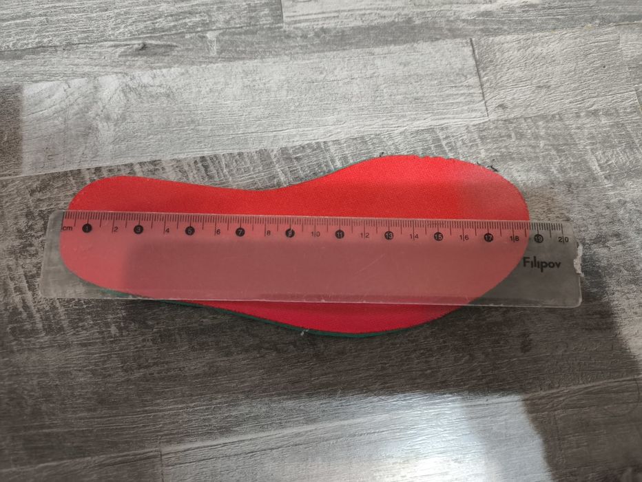Продавам детски маратонки PUMA