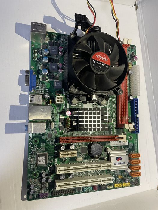 Kit placa de baza+ procesor defect !