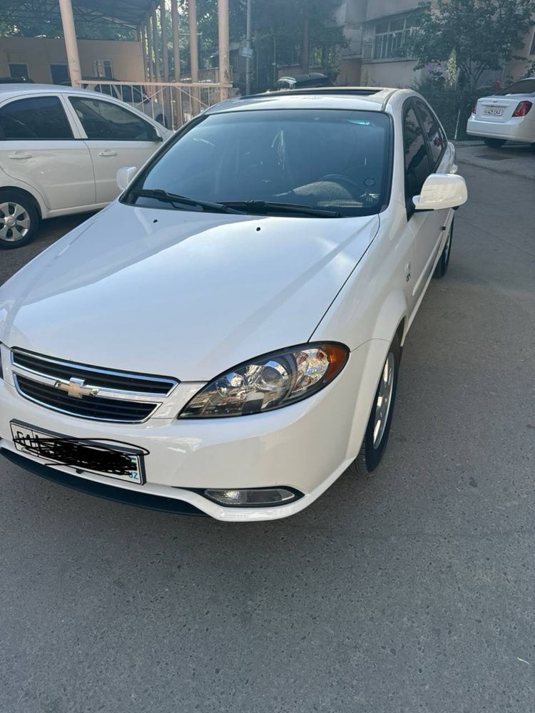 Gentra 2021 sotiladi 12500