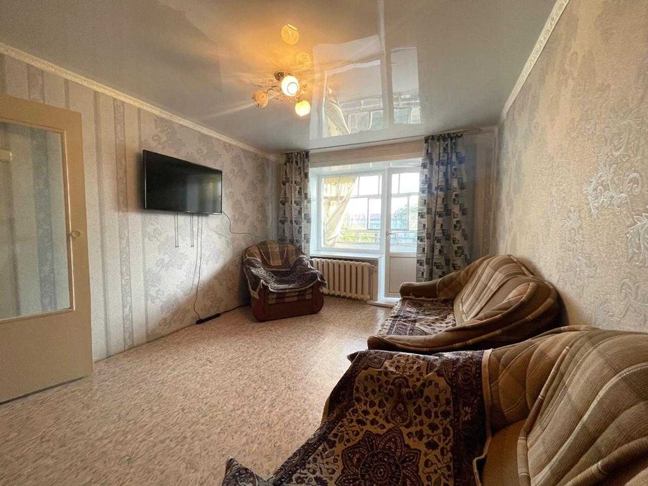 Продам 2 ком. Кирпичном доме в центре города