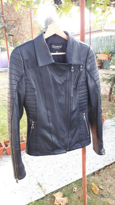 Дамско кожено яко с яка