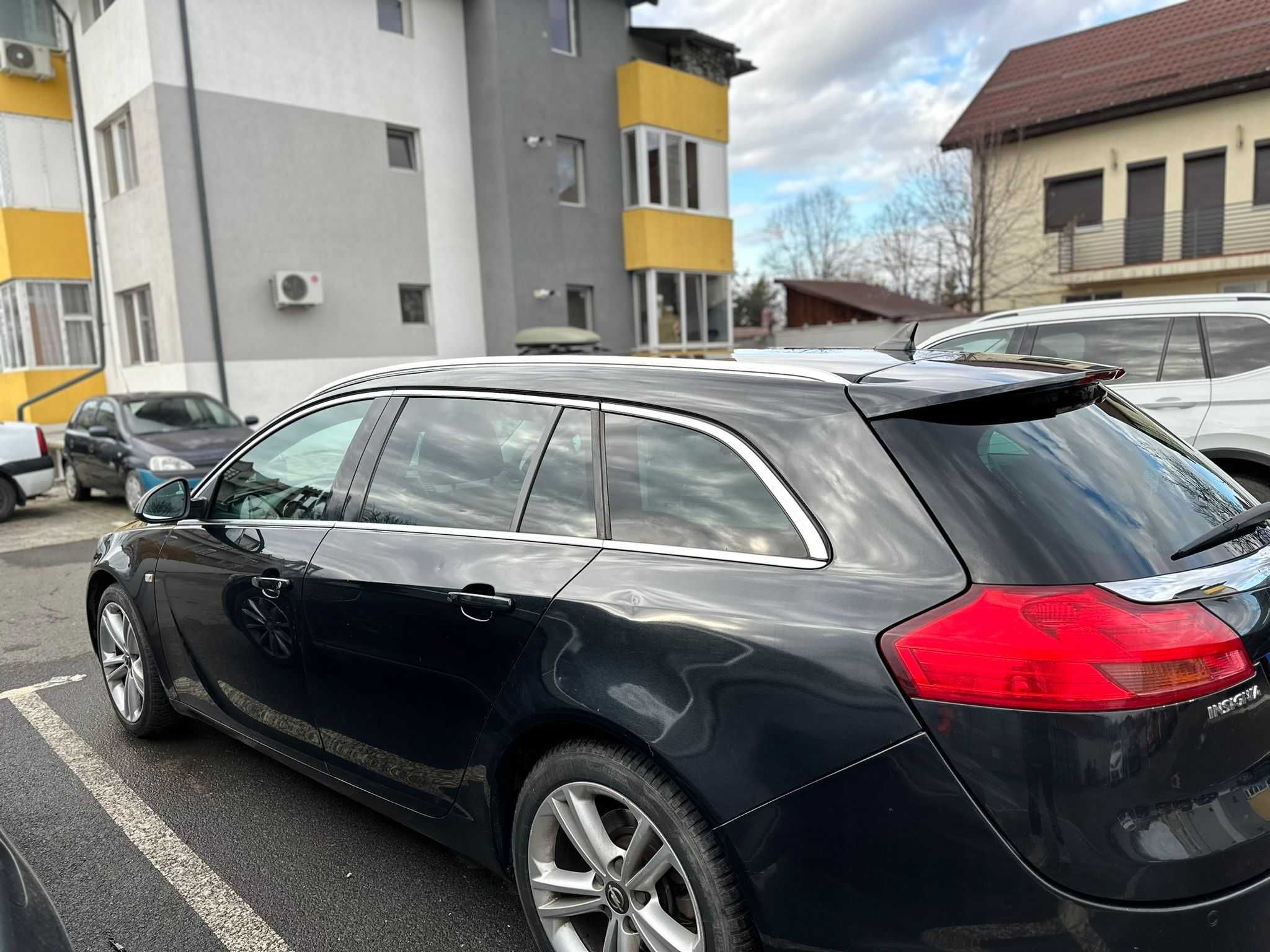 Opel Insignia sport tourer 2.0 cdti 2011