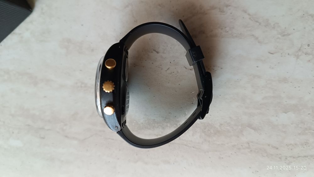 Ceas Swatch cu alarmă