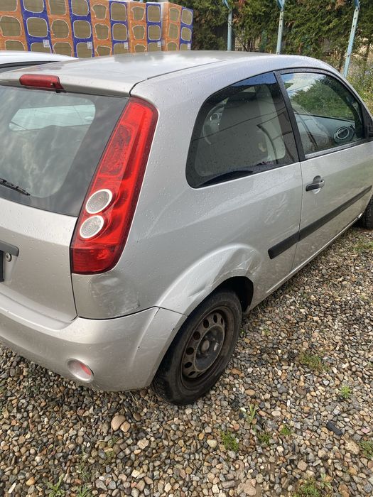 Ford fiesta 1.3 benzina