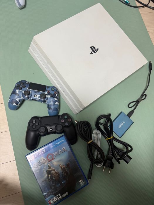 PlayStation 4 pro 1tb ssd