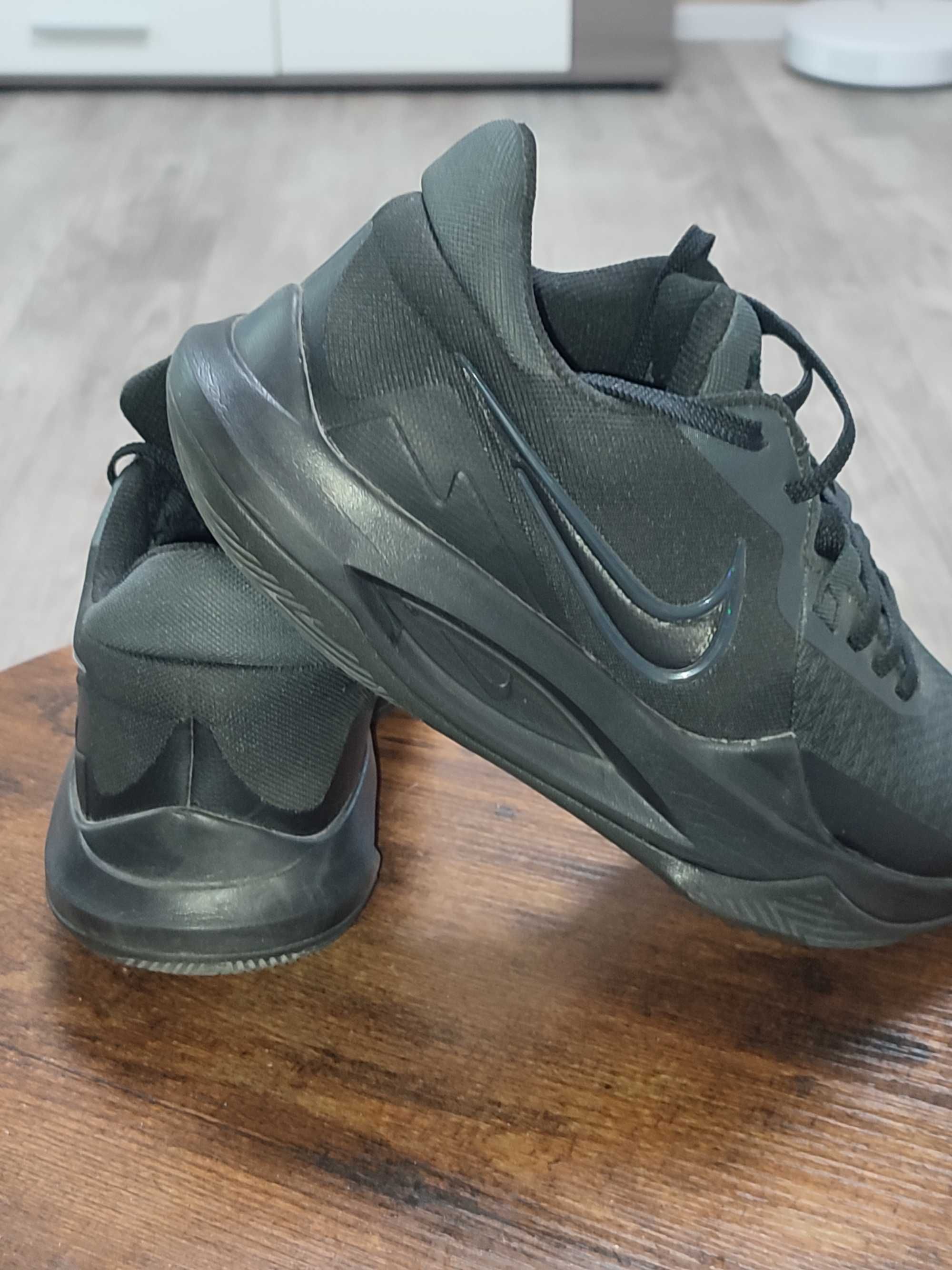 Nike Precision VI