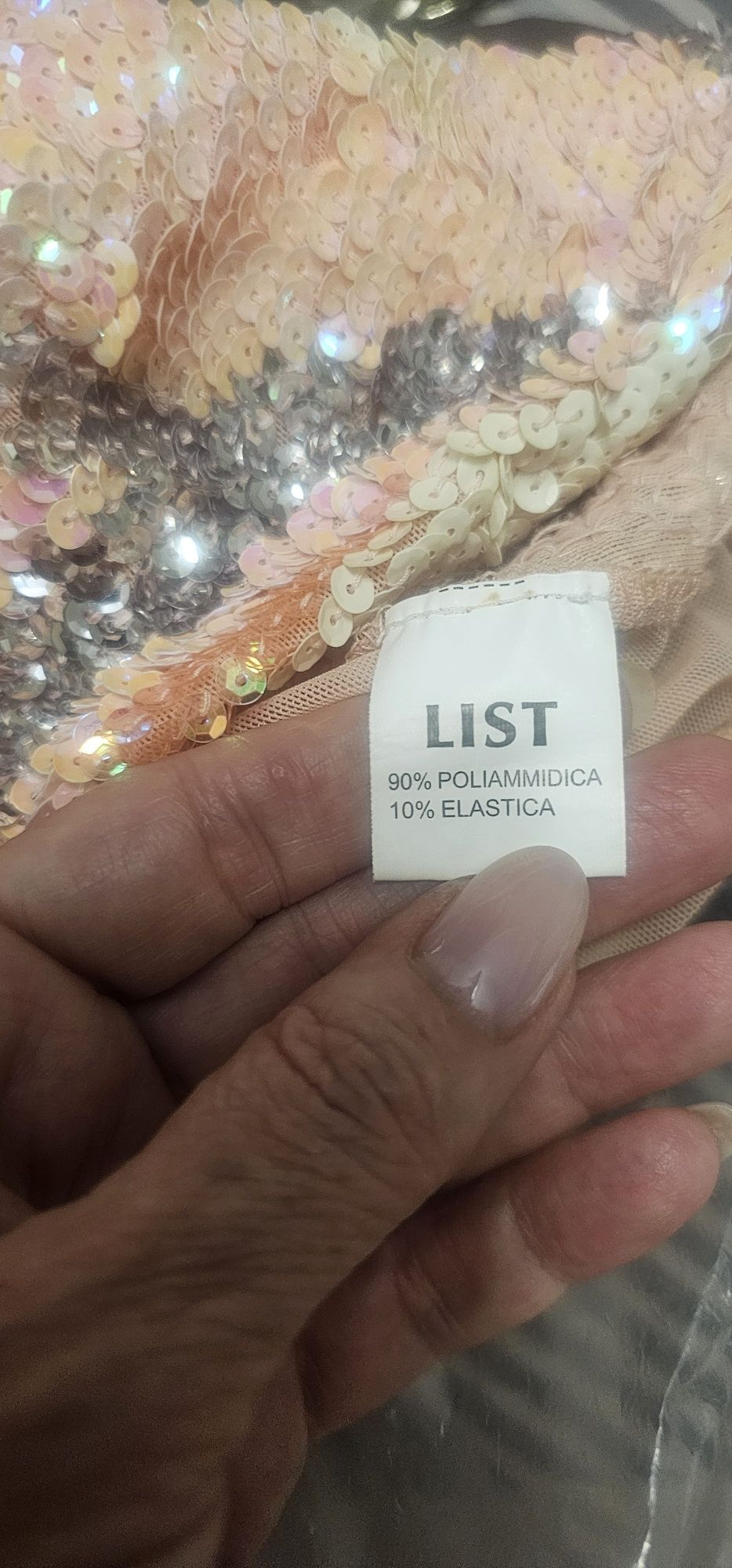 Оригинален дамски топ на марката LIST