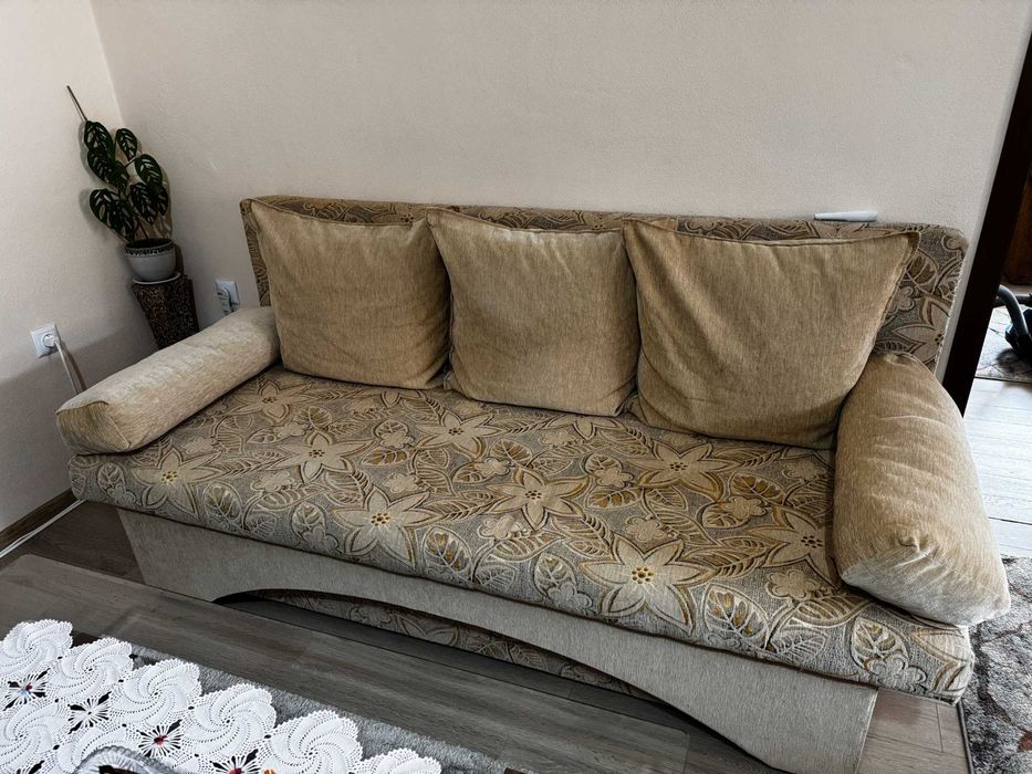 Диван с ракла. Триместен и разтягащ се