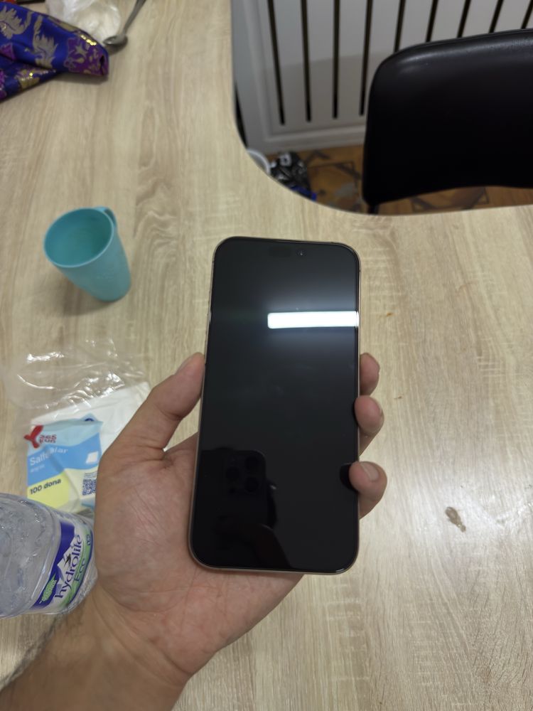 Продам 16 про мах 256Gb Desert gold